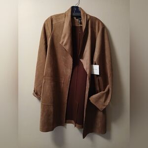 New Women's Ellen Tracy Top